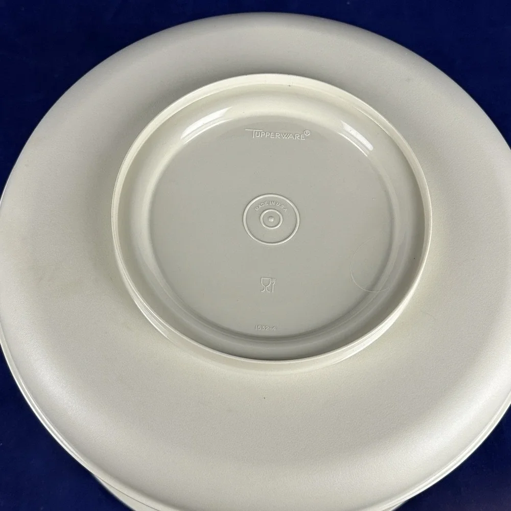 Vtg Tupperware Almond Serve-it All 3 Pieces 1531-3 1532-4 1533-3 Tiered Dish
